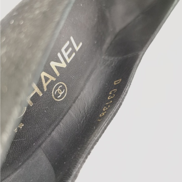 Chanel Suede CC Logo Pumps Size37 - Picture 3 of 7